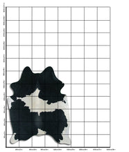 Načíst obrázek do prohlížeče Galerie, Černá a bílá hovězí kůže L