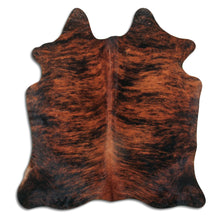 Načíst obrázek do prohlížeče Galerie, Exotická hovězí kůže M