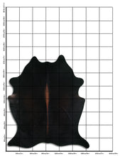 Načíst obrázek do prohlížeče Galerie, Hnědá hovězí kůže XL