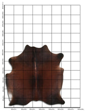 Įkelti vaizdą į galerijos rodinį, Rudas karvės kailis L