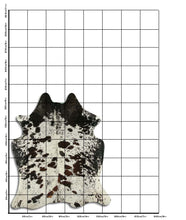 Načíst obrázek do prohlížeče Galerie, Exotická hovězí kůže L