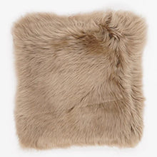 Načíst obrázek do prohlížeče Galerie, Polštář z ovčí kůže