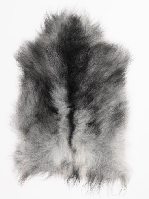 Pilkas islandiškas avikailis M