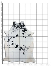 Načíst obrázek do prohlížeče Galerie, Černá a bílá hovězí kůže XXL
