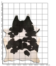 Načíst obrázek do prohlížeče Galerie, Černá a bílá hovězí kůže XXXL
