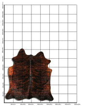 Načíst obrázek do prohlížeče Galerie, Exotická hovězí kůže M
