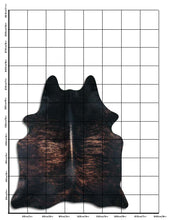 Načíst obrázek do prohlížeče Galerie, Exotická hovězí kůže XL
