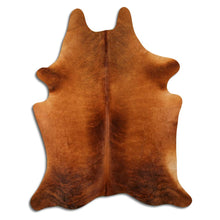 Įkelti vaizdą į galerijos rodinį, Rudas karvės kailis L

