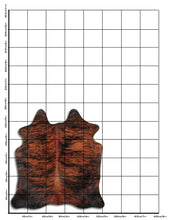 Načíst obrázek do prohlížeče Galerie, Exotická hovězí kůže M
