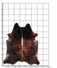 Načíst obrázek do prohlížeče Galerie, Exotická hovězí kůže XL
