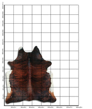 Načíst obrázek do prohlížeče Galerie, Exotická hovězí kůže L
