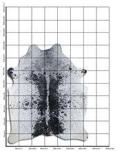 Načíst obrázek do prohlížeče Galerie, Exotická hovězí kůže XXL
