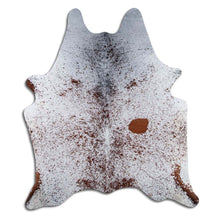 Načíst obrázek do prohlížeče Galerie, Exotická hovězí kůže XL
