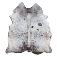 Načíst obrázek do prohlížeče Galerie, Exotická hovězí kůže XL
