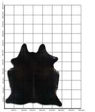 Įkelti vaizdą į galerijos rodinį, Rudas karvės kailis L
