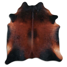 Įkelti vaizdą į galerijos rodinį, Rudas karvės kailis L
