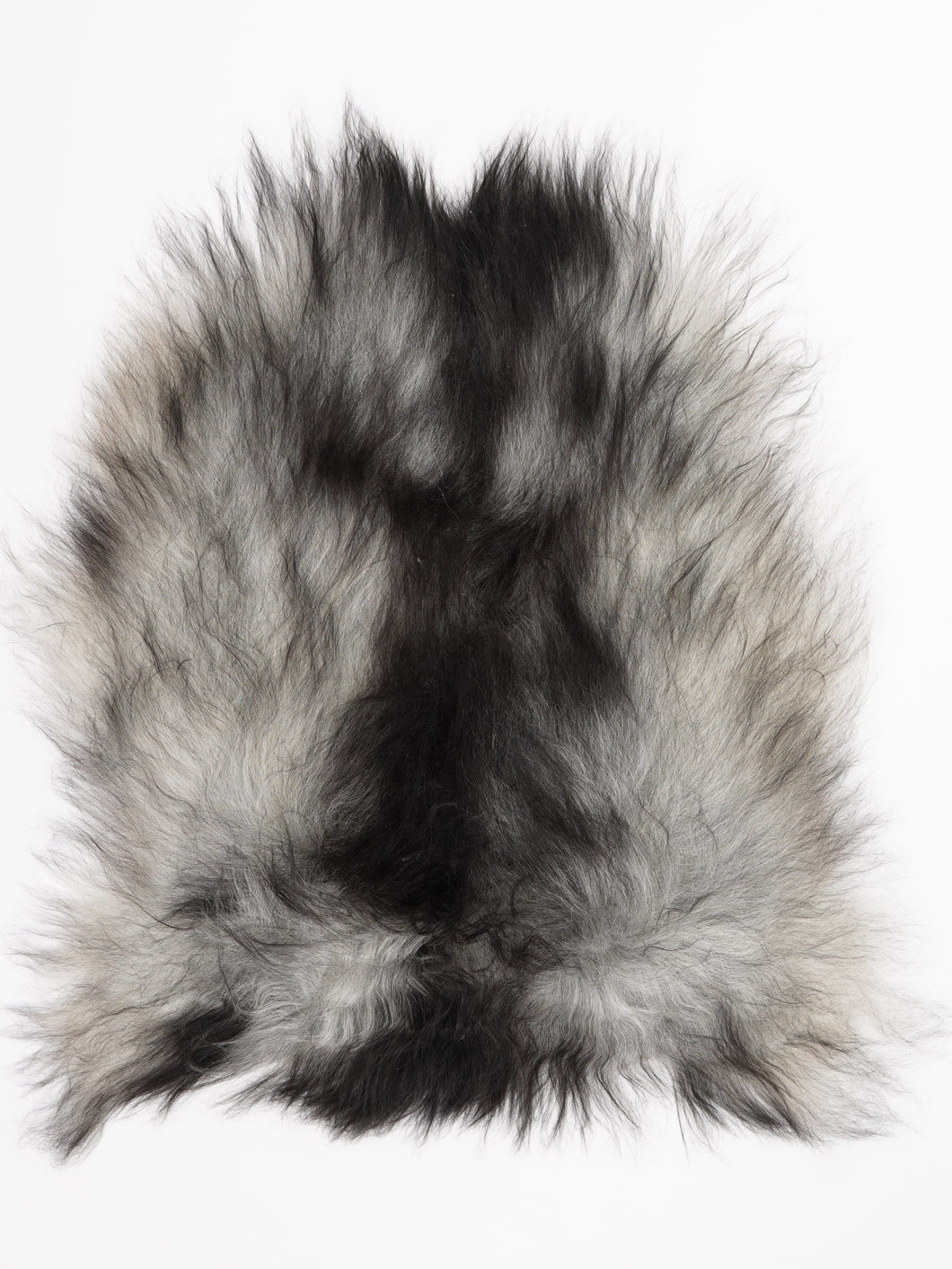 Pilkas islandiškas avikailis M