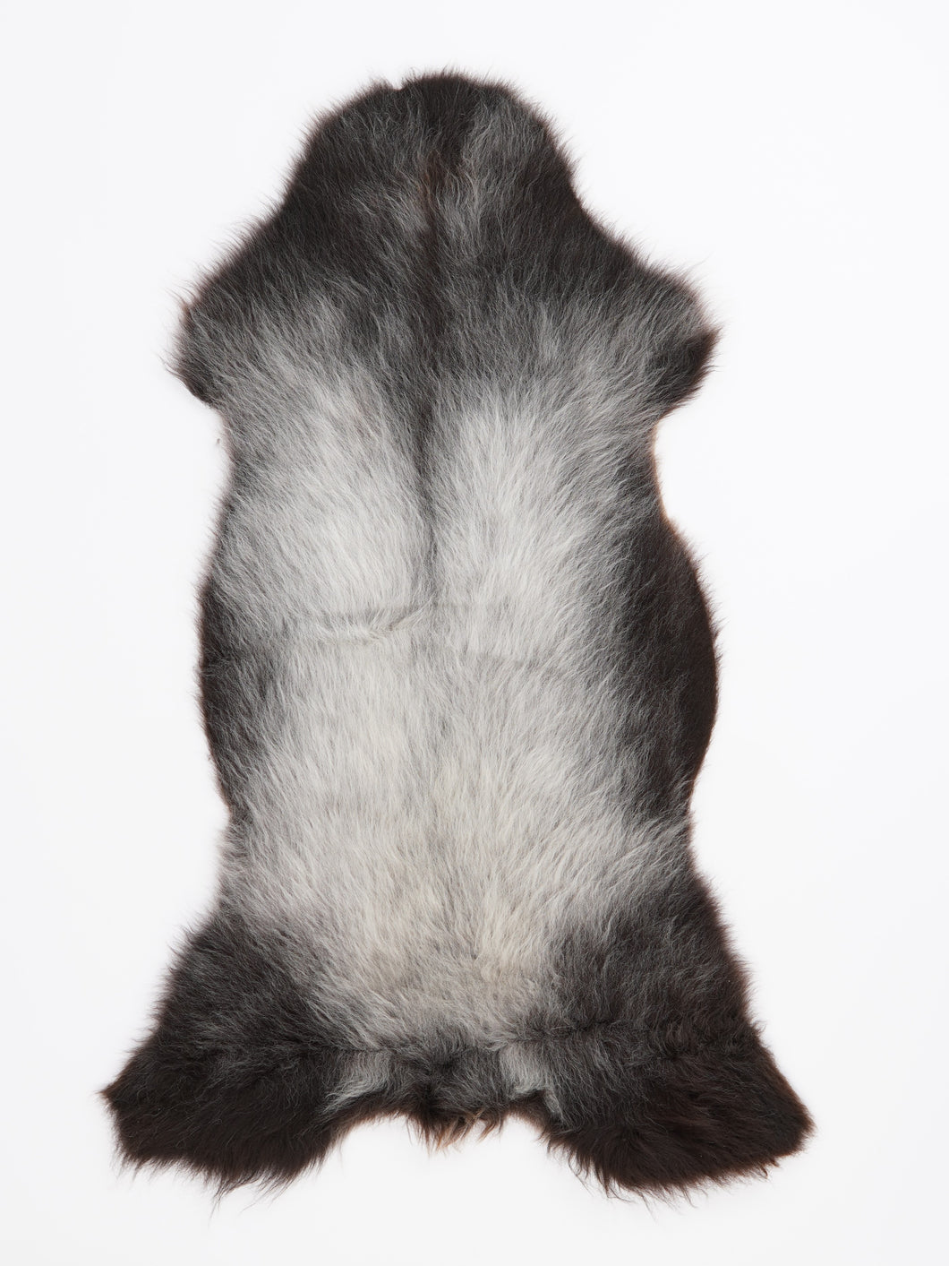 B klasės Vícebarevná ovčí kůže M