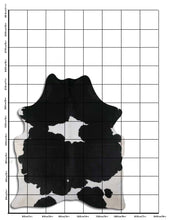Načíst obrázek do prohlížeče Galerie, Černá a bílá hovězí kůže XL
