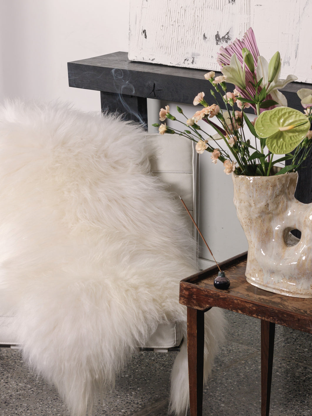 Baltas islandiškas avikailis